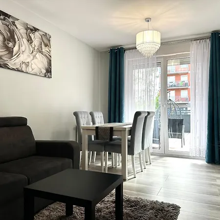 Apartman Czartoryskiego - Self Check-in 20h - Parking &lift & 50m Terrace Wrocław