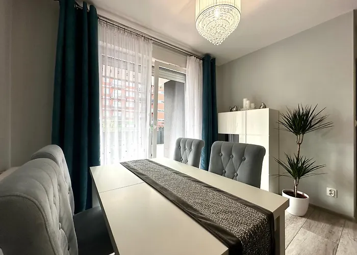 Daire Czartoryskiego - Self Check-in 20h - Parking &lift & 50m Terrace *