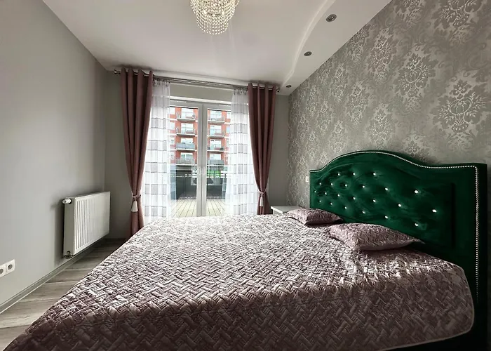 Czartoryskiego - Self Check-in 20h - Parking &lift & 50m Terrace